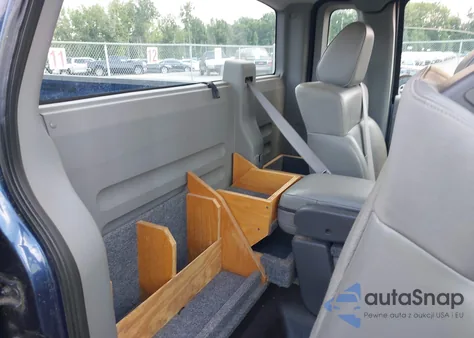 2008 Ford F150 из США, поврежденный, VIN 1FTRF12248KC03421